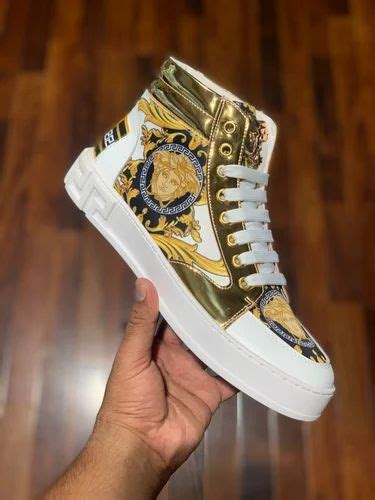 versace shoes white metal plate on the side|Versace shoes credit card.